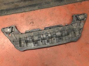 Gebruikte Beschermplaat bodem Ford Transit Connect (PJ2) 1.5 EcoBlue Prijs op aanvraag aangeboden door N Kossen Autorecycling BV