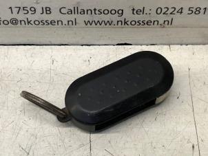 Gebruikte Afstandsbediening deurvergrendeling Peugeot Boxer (U9) 2.2 Blue HDi 140 Prijs op aanvraag aangeboden door N Kossen Autorecycling BV