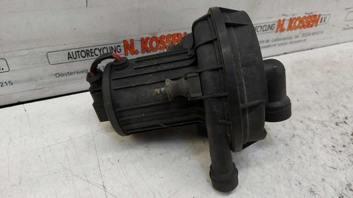 Gebruikte Luchtpomp Uitlaatgas Volkswagen Touareg (7LA/7L6) 4.2 V8 40V Prijs op aanvraag aangeboden door N Kossen Autorecycling BV