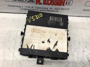 Gebruikte Comfort Module Renault Twingo II (CN) 1.2 16V Prijs op aanvraag aangeboden door N Kossen Autorecycling BV