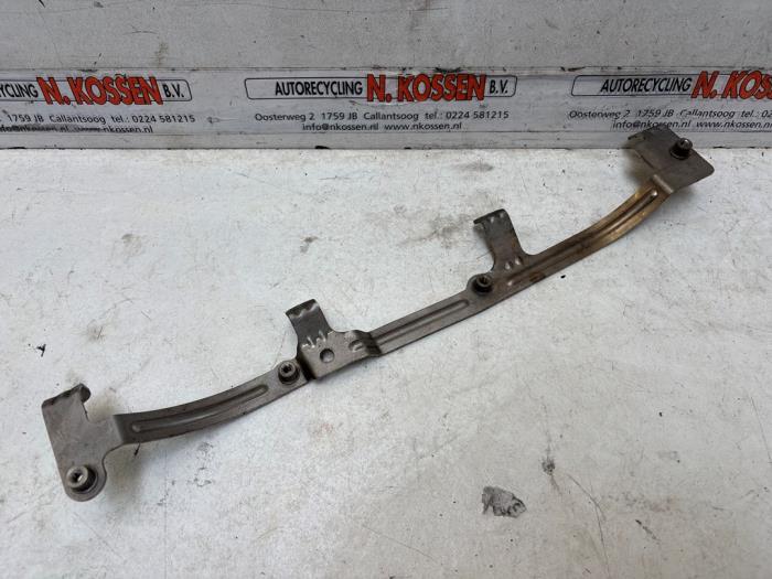 Gebruikte Diversen BMW 6 serie (E63) M6 V10 40V Prijs op aanvraag aangeboden door N Kossen Autorecycling BV