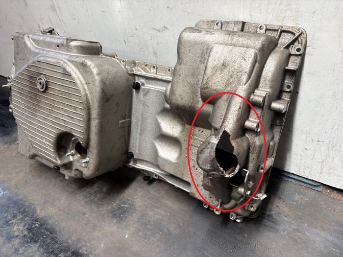 Gebruikte Carterpan BMW 6 serie (E63) M6 V10 40V Prijs op aanvraag aangeboden door N Kossen Autorecycling BV