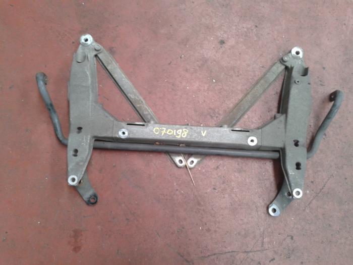 Gebruikte Subframe Porsche 911 (996) 3.4 Carrera 24V Prijs op aanvraag aangeboden door N Kossen Autorecycling BV