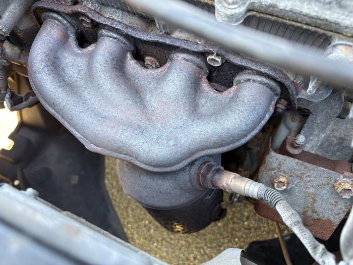 Gebruikte Katalysator Toyota Yaris (P1) 1.0 16V VVT-i Prijs op aanvraag aangeboden door N Kossen Autorecycling BV