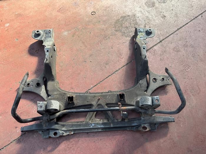 Gebruikte Subframe Mercedes B (W245) 2.0 B-200 16V Turbo Prijs op aanvraag aangeboden door N Kossen Autorecycling BV