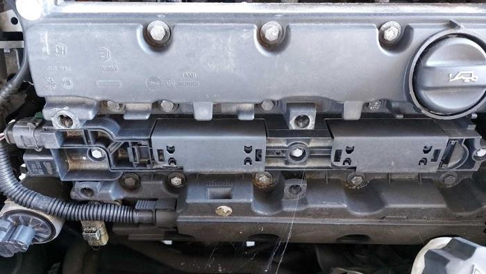 Gebruikte Bobine Peugeot 206 CC (2D) 2.0 16V Prijs op aanvraag aangeboden door N Kossen Autorecycling BV