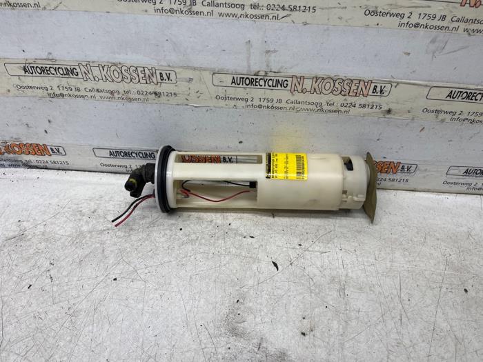 Gebruikte Tank element Pomp Volvo 850 Estate 2.5i 10V Prijs op aanvraag aangeboden door N Kossen Autorecycling BV