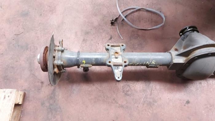 Gebruikte Aandrijfas links-achter Iveco New Daily Prijs op aanvraag aangeboden door N Kossen Autorecycling BV