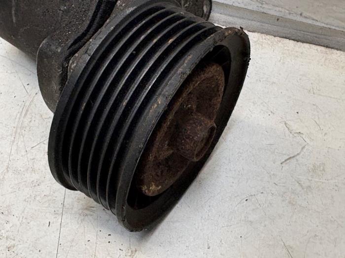 Gebruikte Spanrol Multiriem Mazda MX-5 (NC) 1.8i 16V Prijs op aanvraag aangeboden door N Kossen Autorecycling BV