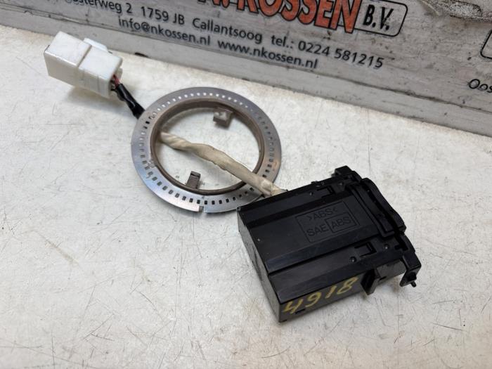 Gebruikte Gier sensor Mazda MX-5 (NC) 1.8i 16V Prijs op aanvraag aangeboden door N Kossen Autorecycling BV