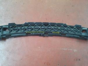 Gebruikte Bumperframe voor Dodge Ram 3500 Standard Cab (DR/DH/D1/DC/DM) 5.7 V8 Hemi 1500 4x2 Prijs op aanvraag aangeboden door N Kossen Autorecycling BV