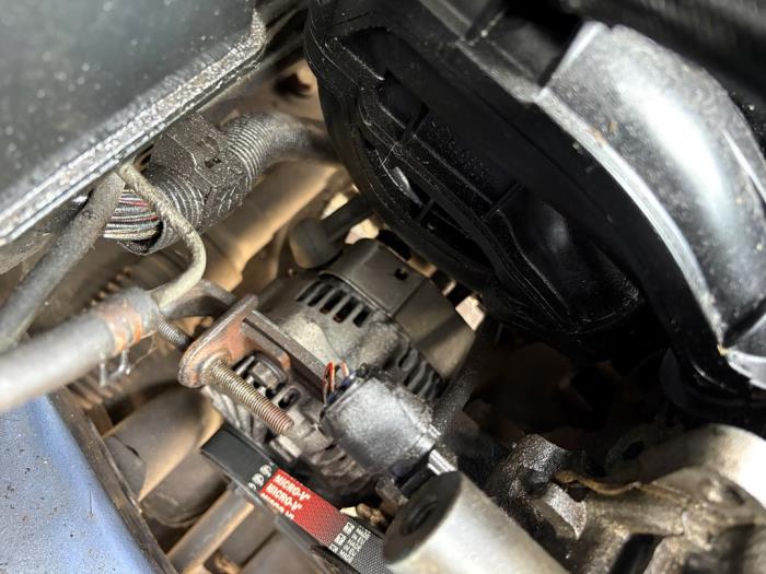 Gebruikte Dynamo Daihatsu Materia Prijs op aanvraag aangeboden door N Kossen Autorecycling BV