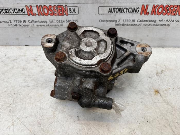 Gebruikte Servopomp Honda CRX (EG/EH) 1.6 ESi 16V Prijs op aanvraag aangeboden door N Kossen Autorecycling BV