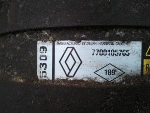 Gebruikte Aircopomp Opel Vivaro 1.9 DTI 16V Prijs op aanvraag aangeboden door N Kossen Autorecycling BV