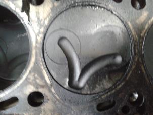 Gebruikte Zuiger BMW 5-Serie Prijs op aanvraag aangeboden door N Kossen Autorecycling BV