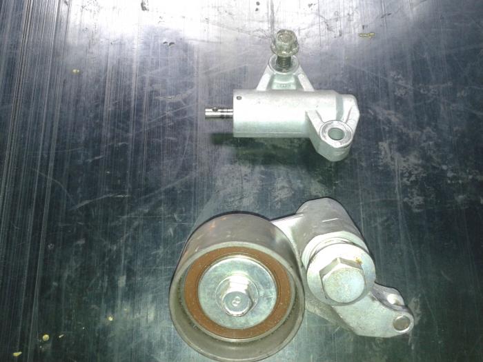 Gebruikte Spanner diversen Opel Frontera (6B) 3.2 V6 24V Prijs op aanvraag aangeboden door N Kossen Autorecycling BV