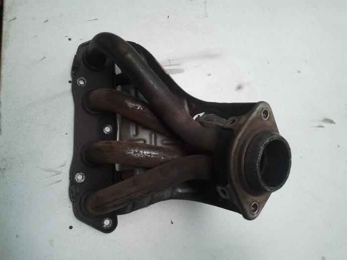 Gebruikte Spruitstuk Uitlaat Toyota Celica (ZZT230/231) 1.8i 16V Prijs op aanvraag aangeboden door N Kossen Autorecycling BV