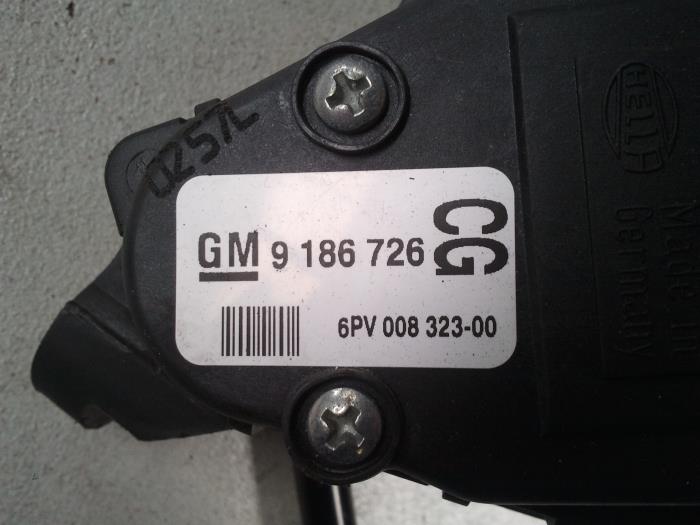 Gebruikte Gaspedaalpositie Sensor Saab 9-3 II Sport Sedan (YS3F) 1.9 TiD 16V Prijs op aanvraag aangeboden door N Kossen Autorecycling BV