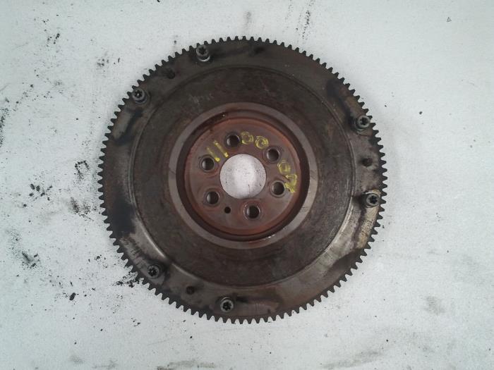 Gebruikte Vliegwiel Alfa Romeo 147 (937) 1.6 HP Twin Spark 16V Prijs op aanvraag aangeboden door N Kossen Autorecycling BV