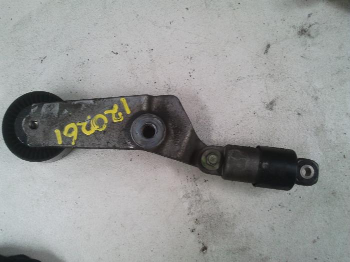 Gebruikte Spanner diversen Toyota Celica (ZZT230/231) 1.8i 16V Prijs op aanvraag aangeboden door N Kossen Autorecycling BV