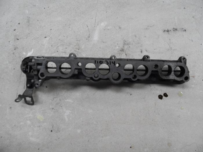 Wervelklep van een Opel Vectra C GTS 2.0 DTI 16V 2003