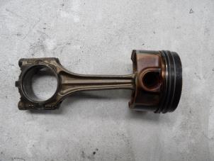 Gebruikte Drijfstang Audi TT Prijs op aanvraag aangeboden door N Kossen Autorecycling BV