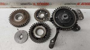 Gebruikte Distributieset Volkswagen Transporter T5 2.5 TDi Prijs op aanvraag aangeboden door N Kossen Autorecycling BV