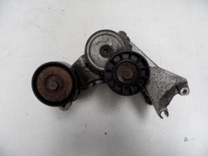 Gebruikte Dynamosteun onder Citroen C8 (EA/EB) 2.2 HDi 16V Prijs op aanvraag aangeboden door N Kossen Autorecycling BV