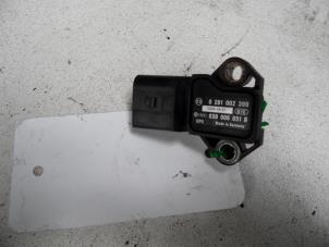 Gebruikte Map Sensor (inlaatspruitstuk) Peugeot 206 (2A/C/H/J/S) 1.1 XN,XR Prijs op aanvraag aangeboden door N Kossen Autorecycling BV