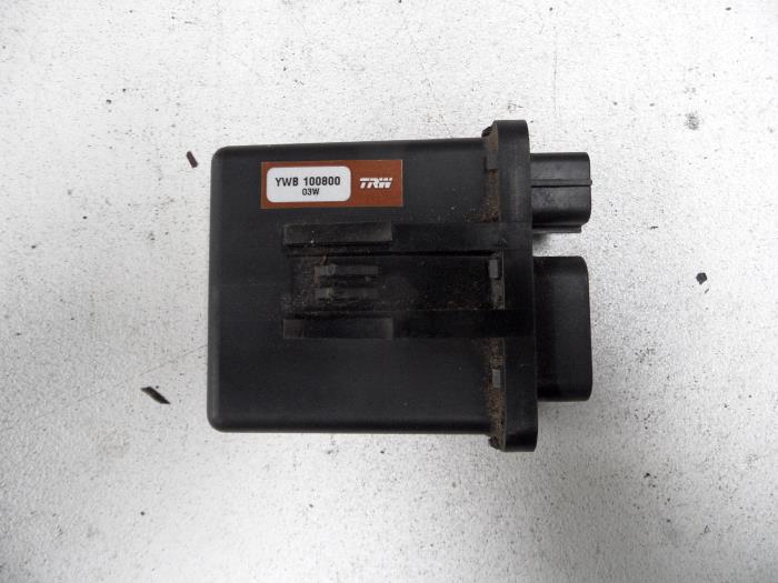 Gebruikte Koeling Module Rover 400 (RT) 420SLi 16V Prijs op aanvraag aangeboden door N Kossen Autorecycling BV