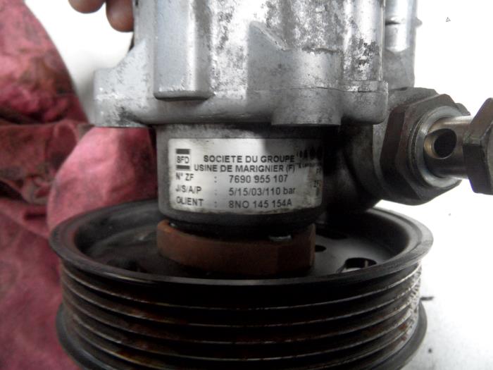 Gebruikte Servopomp Audi TT (8N3) 1.8 20V Turbo Quattro Prijs op aanvraag aangeboden door N Kossen Autorecycling BV