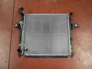 Gebruikte Radiateur Jeep Grand Cherokee (WG/WJ) 4.0i Prijs op aanvraag aangeboden door N Kossen Autorecycling BV