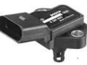 Gebruikte Map Sensor (inlaatspruitstuk) Volkswagen Crafter 2.5 TDI 30/32/35/46/50 Prijs op aanvraag aangeboden door N Kossen Autorecycling BV