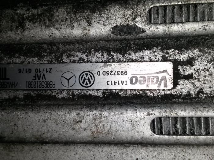 Gebruikte Intercooler Volkswagen Crafter 2.5 TDI 30/32/35/46/50 Prijs op aanvraag aangeboden door N Kossen Autorecycling BV