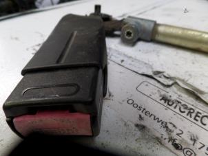 Gebruikte Gordelspanner links Renault Kangoo (KC) 1.4 Prijs op aanvraag aangeboden door N Kossen Autorecycling BV