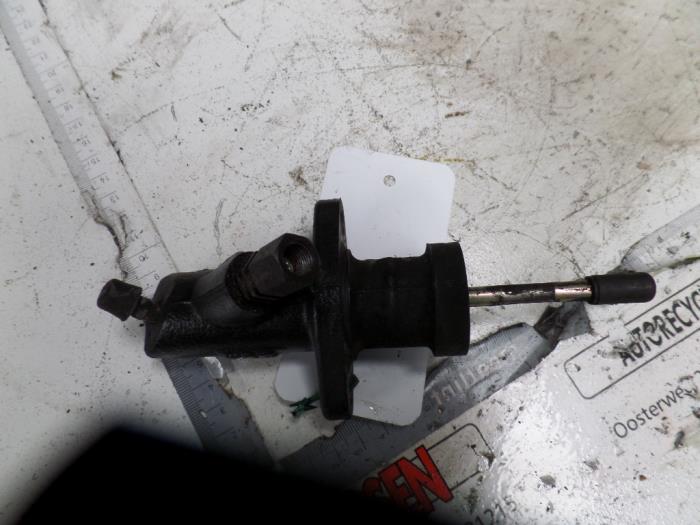 Gebruikte Koppeling Hulp Cilinder BMW 5 serie (E39) 523i 24V Prijs op aanvraag aangeboden door N Kossen Autorecycling BV