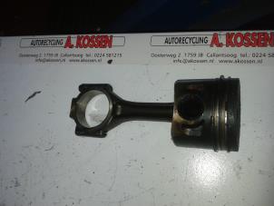 Gebruikte Drijfstang Volkswagen Passat Prijs op aanvraag aangeboden door N Kossen Autorecycling BV