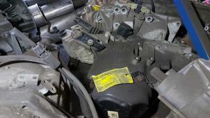 Gebruikte Versnellingsbak Renault Kangoo (KC) 1.2 Prijs op aanvraag aangeboden door N Kossen Autorecycling BV