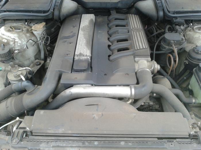 Gebruikte Inlaatspruitstuk BMW 5 serie (E39) 525 tds Prijs op aanvraag aangeboden door N Kossen Autorecycling BV