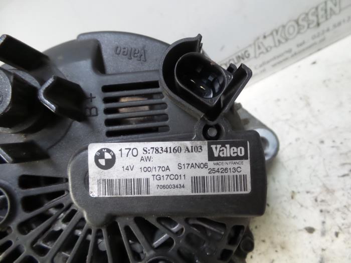 Dynamo van een BMW 6 serie (E63) M6 V10 40V 2006