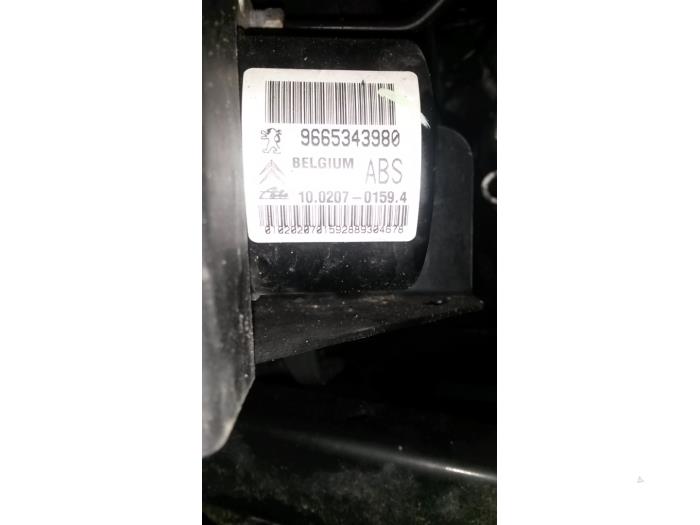 Gebruikte ABS Pomp Peugeot 207 SW (WE/WU) 1.6 HDi 16V Prijs op aanvraag aangeboden door N Kossen Autorecycling BV