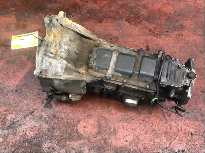 Gebruikte Versnellingsbak Hyundai Galloper II 3.0 V6 Prijs op aanvraag aangeboden door N Kossen Autorecycling BV