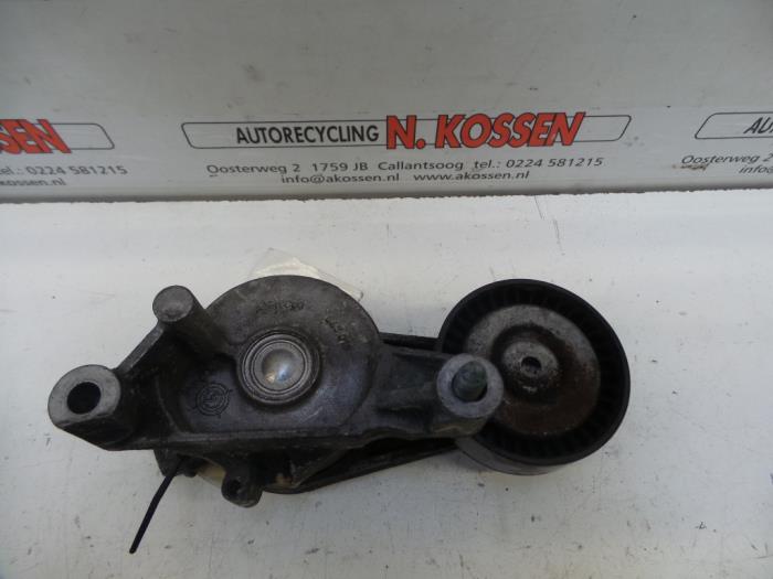 Gebruikte Spanrol Multiriem Volkswagen Touran (1T1/T2) 2.0 TDI 16V 140 Prijs op aanvraag aangeboden door N Kossen Autorecycling BV