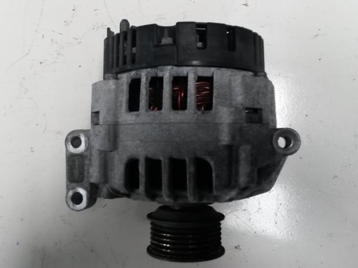 Dynamo van een Renault Scénic I (JA) 1.8 16V 2002