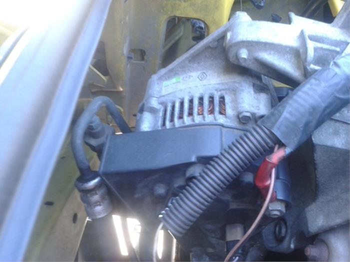 Gebruikte Dynamo Renault Kangoo (KC) 1.4 Prijs op aanvraag aangeboden door N Kossen Autorecycling BV