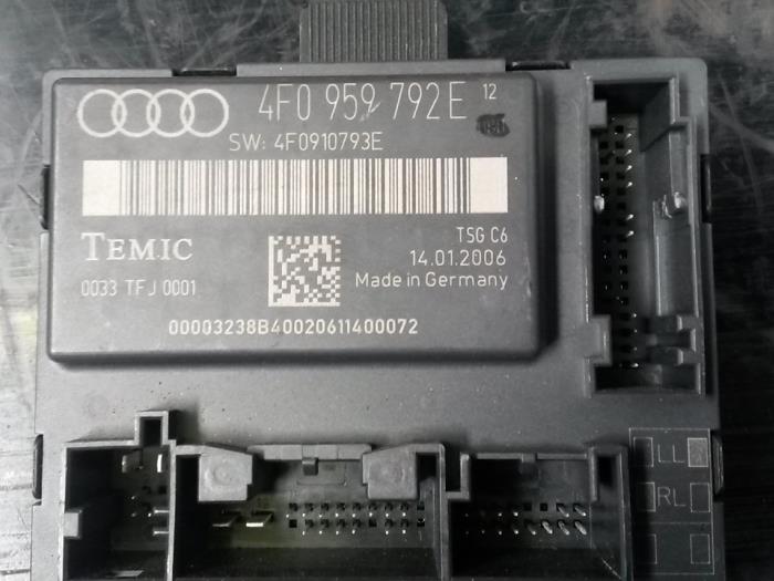 Gebruikte Sam module Audi A6 Quattro (C6) 3.0 TDI V6 24V Prijs op aanvraag aangeboden door N Kossen Autorecycling BV
