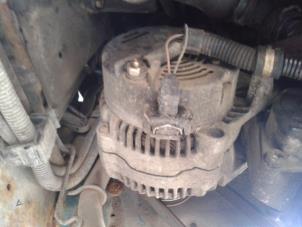 Gebruikte Dynamo Volkswagen Transporter/Caravelle T4 2.4 D Synro Prijs op aanvraag aangeboden door N Kossen Autorecycling BV