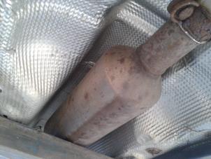 Gebruikte Uitlaat Middendemper Volkswagen Passat Prijs op aanvraag aangeboden door N Kossen Autorecycling BV