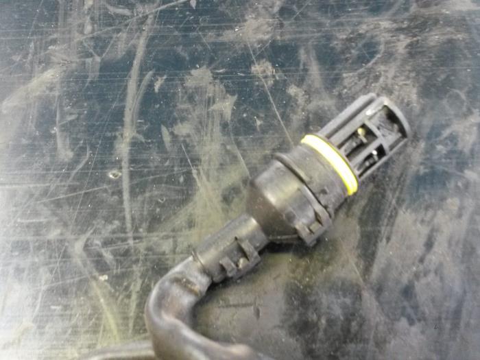 Lambda Sonde van een BMW 3 serie (E46/2) 320 Ci 24V 2004