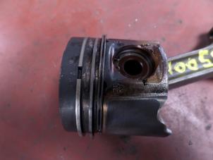 Gebruikte Zuiger Renault Megane II Grandtour (KM) 1.9 dCi 120 Prijs op aanvraag aangeboden door N Kossen Autorecycling BV